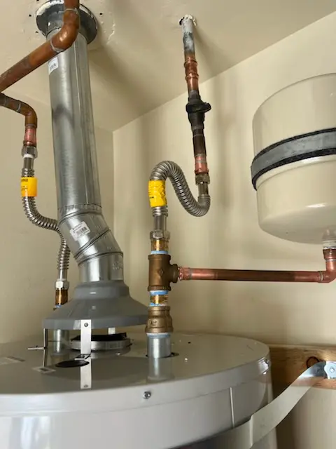 Water heater installation and plumbing repair in South Apopka